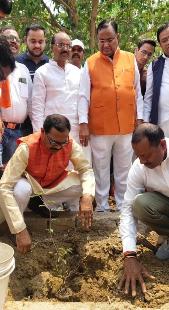 पूर्व विधानसभा अध्यक्ष गौरीशंकर अग्रवाल ने कार्यकर्ताओं के साथ मनाया बाबासाहेब डॉ भीमराव अंबेडकर की जयंती .. Kshiti Technologies पूर्व विधानसभा अध्यक्ष गौरीशंकर अग्रवाल ने कार्यकर्ताओं के साथ मनाया बाबासाहेब डॉ भीमराव अंबेडकर की जयंती .. Kshiti Technologies