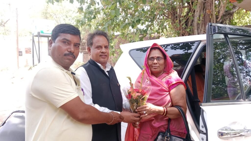समाज में कुछ कर गुजरने की इच्छा शक्ति व आत्मनिर्भरता के भाव ने पद्मश्री के सम्मान तक पहुंचाया…पद्मश्री फुलवासन .. Kshiti Technologies समाज में कुछ कर गुजरने की इच्छा शक्ति व आत्मनिर्भरता के भाव ने पद्मश्री के सम्मान तक पहुंचाया…पद्मश्री फुलवासन .. Kshiti Technologies