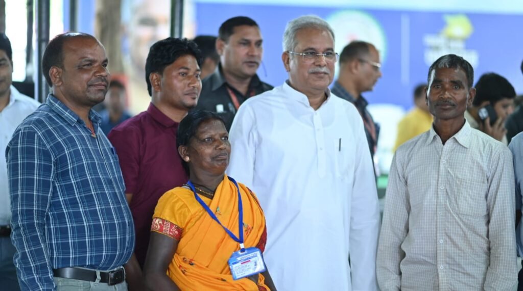 सरगुजा की भाजियों का स्वाद मैं आज तक नहीं भूला: मुख्यमंत्री भूपेश बघेल .. Kshiti Technologies सरगुजा की भाजियों का स्वाद मैं आज तक नहीं भूला: मुख्यमंत्री भूपेश बघेल .. Kshiti Technologies