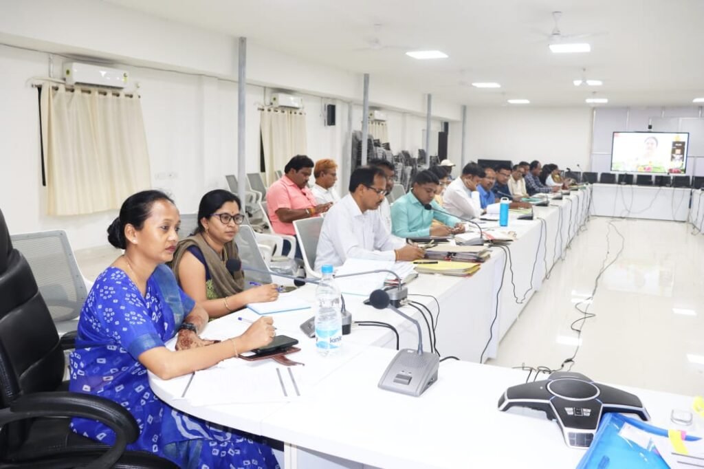 कलेक्टर नूपुर राशि पन्ना ने आज ली साप्ताहिक समय सीमा की बैठक .. Kshiti Technologies कलेक्टर नूपुर राशि पन्ना ने आज ली साप्ताहिक समय सीमा की बैठक .. Kshiti Technologies