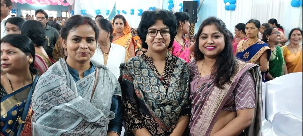 मितानिन दिन रात देखे बिना सेवा करती हैं, उनकी सेवा का कोई मूल्य नहीं, वह अमूल्य है - डॉ चरणदास महंत .. Kshiti Technologies मितानिन दिन रात देखे बिना सेवा करती हैं, उनकी सेवा का कोई मूल्य नहीं, वह अमूल्य है - डॉ चरणदास महंत .. Kshiti Technologies