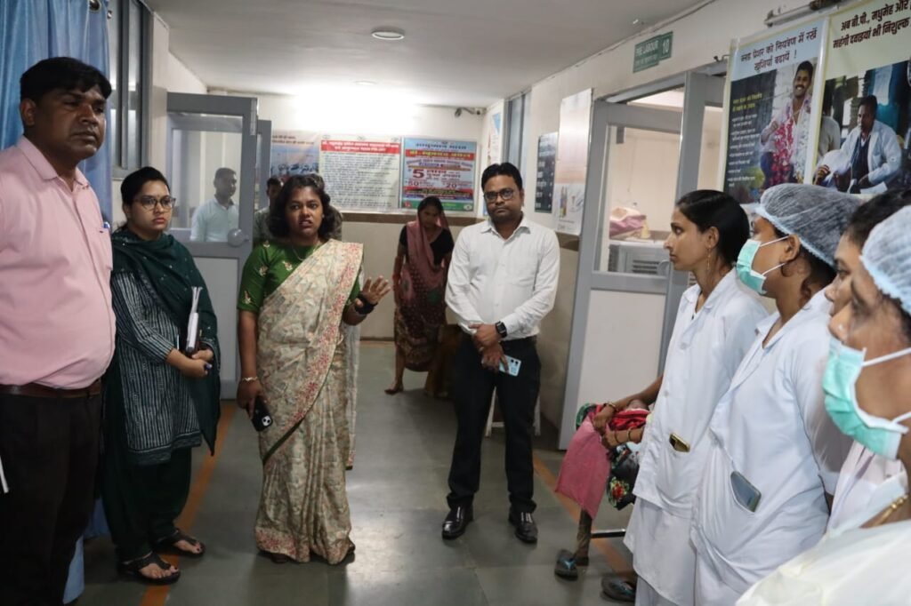 कलेक्टर नूपुर राशि पन्ना नगर के 50 बिस्तर मातृ शिशु अस्पताल का किया औचक निरीक्षण .. Kshiti Technologies कलेक्टर नूपुर राशि पन्ना नगर के 50 बिस्तर मातृ शिशु अस्पताल का किया औचक निरीक्षण .. Kshiti Technologies