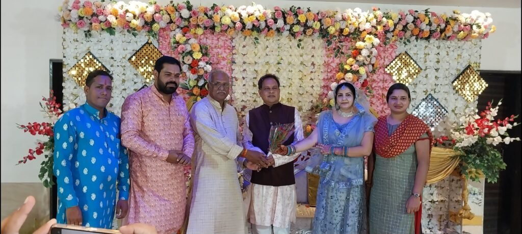 उच्च न्यायालय अधिवक्ता चितरंजय पटेल ने मनाया रजत जयंती साल गिरह .. Kshiti Technologies उच्च न्यायालय अधिवक्ता चितरंजय पटेल ने मनाया रजत जयंती साल गिरह .. Kshiti Technologies