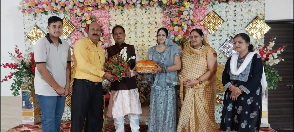 उच्च न्यायालय अधिवक्ता चितरंजय पटेल ने मनाया रजत जयंती साल गिरह .. Kshiti Technologies उच्च न्यायालय अधिवक्ता चितरंजय पटेल ने मनाया रजत जयंती साल गिरह .. Kshiti Technologies