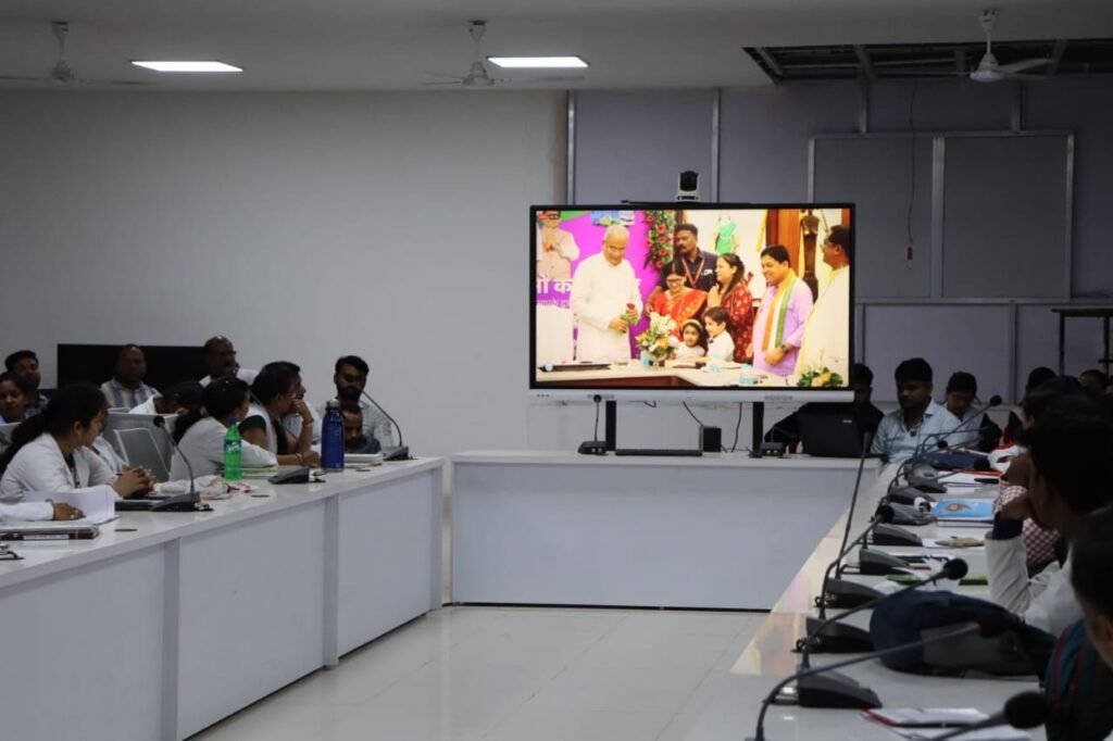 मुख्यमंत्री भूपेश बघेल ने किया शहरी योजनाओं का विस्तार .. Kshiti Technologies मुख्यमंत्री भूपेश बघेल ने किया शहरी योजनाओं का विस्तार .. Kshiti Technologies