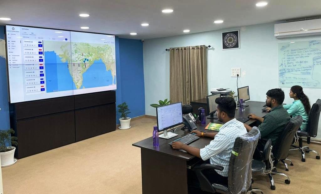 महिला यात्रियों की सुरक्षा के लिए परिवहन विभाग की बड़ी पहल .. Kshiti Technologies महिला यात्रियों की सुरक्षा के लिए परिवहन विभाग की बड़ी पहल .. Kshiti Technologies