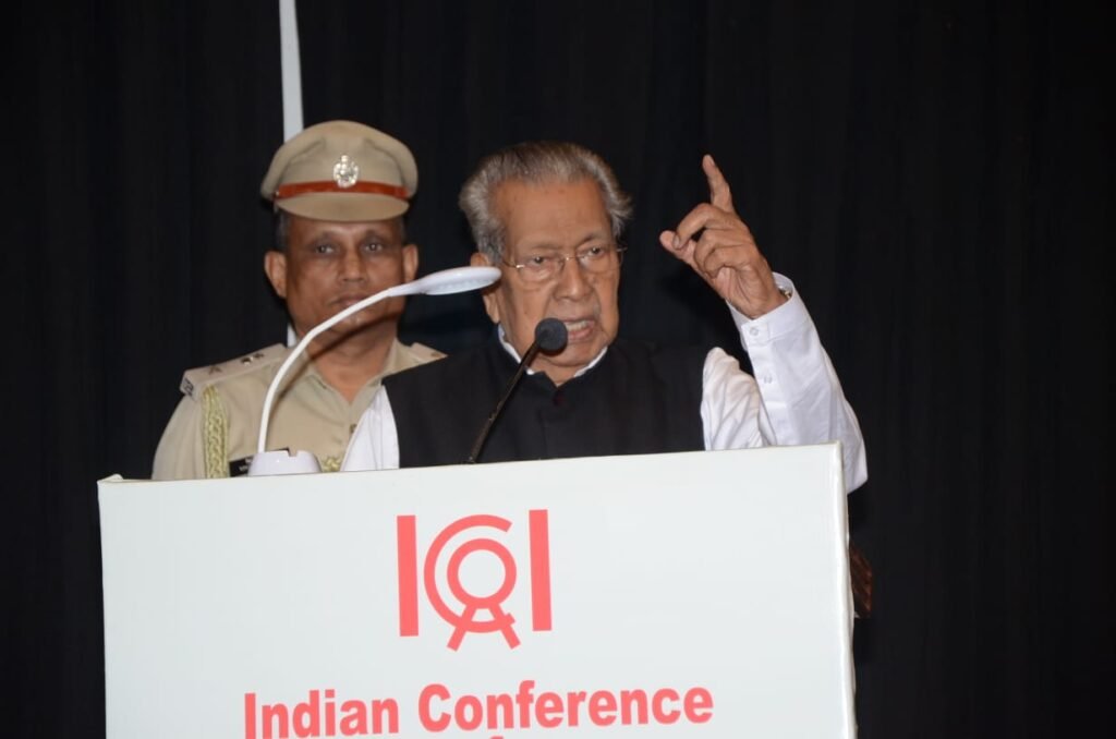 छत्तीसगढ़ के राज्यपाल श्री हरिचंदन की आत्मकथा का नई दिल्ली में विमोचन किया .. Kshiti Technologies छत्तीसगढ़ के राज्यपाल श्री हरिचंदन की आत्मकथा का नई दिल्ली में विमोचन किया .. Kshiti Technologies