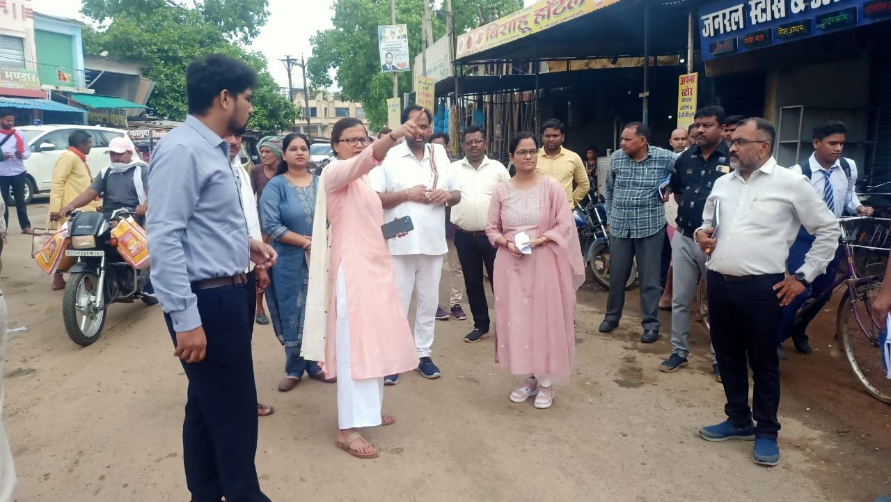 कलेक्टर ऋचा प्रकाश चौधरी ने किया हेल्थ एण्ड वेलनेस सेंटर, नगर पंचायत, धन्वंतरी मेडिकल स्टोर का निरीक्षण .. Kshiti Technologies कलेक्टर ऋचा प्रकाश चौधरी ने किया हेल्थ एण्ड वेलनेस सेंटर, नगर पंचायत, धन्वंतरी मेडिकल स्टोर का निरीक्षण .. Kshiti Technologies