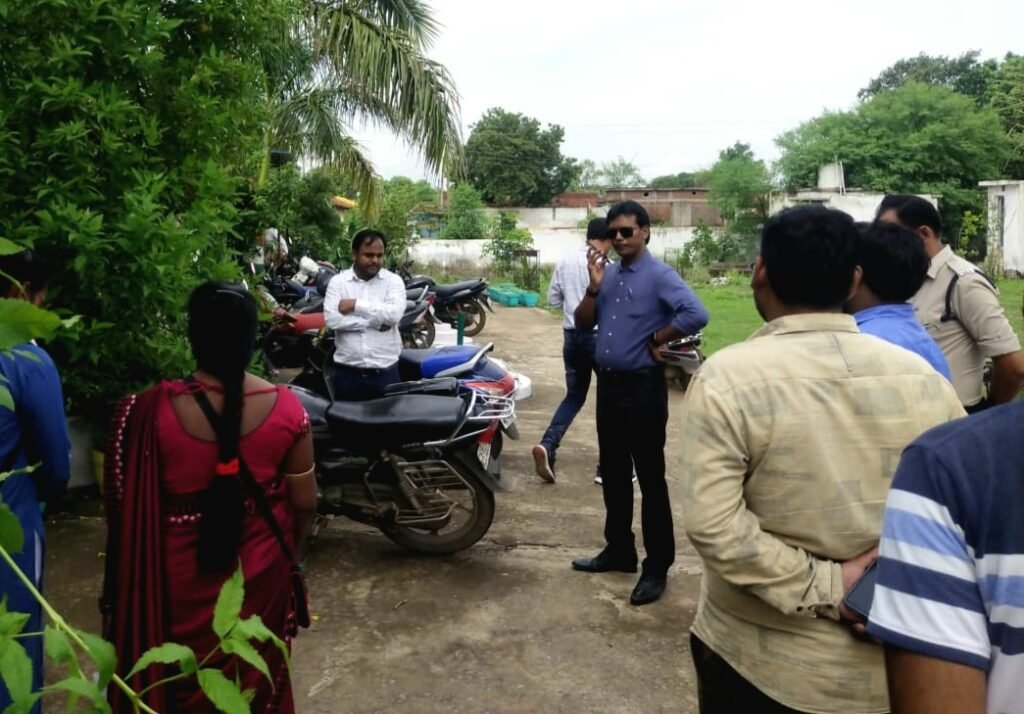 अपर आयुक्त के. एल. चौहान ने मतदान केन्द्रों का किया निरीक्षण .. Kshiti Technologies