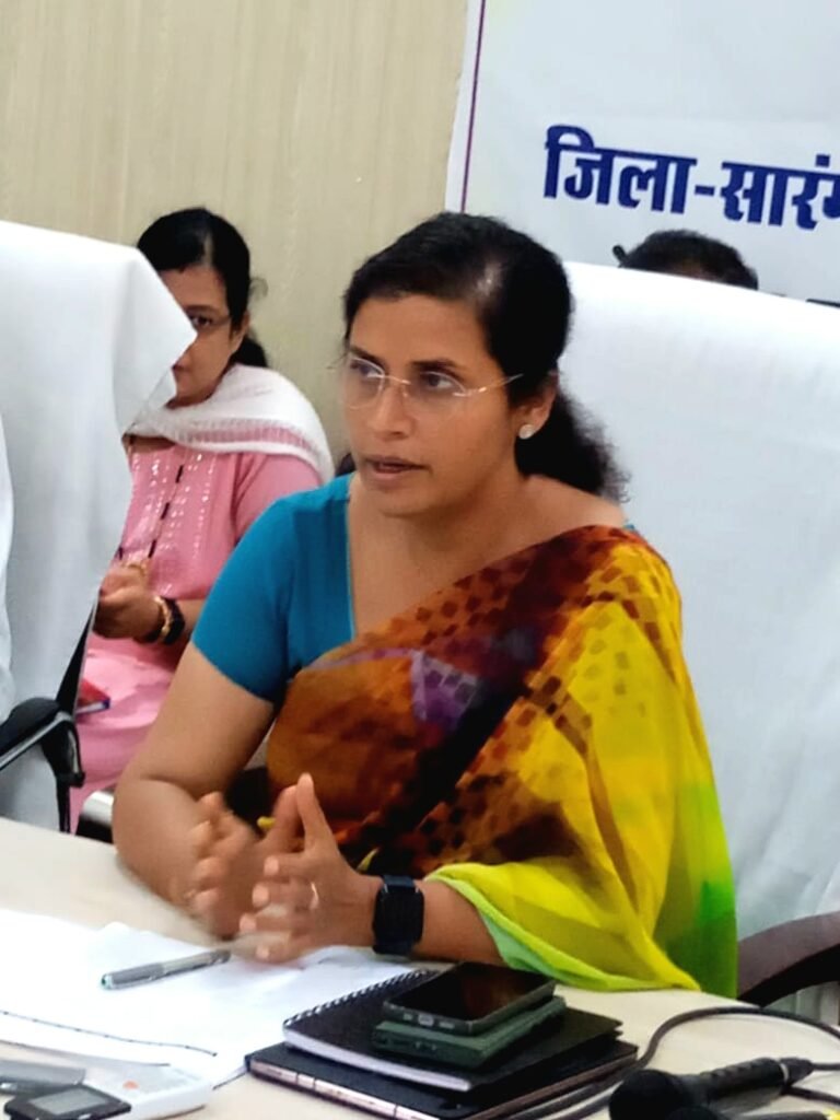 कलेक्टर डाॅ. फरिहा आलम सिद्दीकी ने आगामी विधानसभा चुनाव की तैयारी को लेकर बैठक ली .. Kshiti Technologies