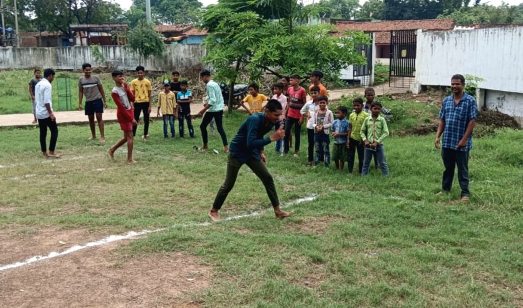 हरेली तिहार के अवसर पर ग्राम पंचायत जाजंग मे छतीसगढीया ओलंपिक 2023 गेडी दौड़ और गिल्ली डंडा का किया शुभारंभ .. Kshiti Technologies हरेली तिहार के अवसर पर ग्राम पंचायत जाजंग मे छतीसगढीया ओलंपिक 2023 गेडी दौड़ और गिल्ली डंडा का किया शुभारंभ .. Kshiti Technologies
