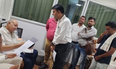 छत्तीसगढ़ राज्य प्राचार्य पदोन्नति संघर्ष मोर्चा" ने स्कूल शिक्षा मंत्री रविन्द्र चौबे से प्रदेश के 3266 से अधिक शासकीय हाई स्कूल एवं हायर सेकेण्डरी स्कूलों में वर्षो से रिक्त पड़े प्राचार्य के पदों पर शीघ्र पदोन्नति आदेश जारी करने की मांग की .. Kshiti Technologies