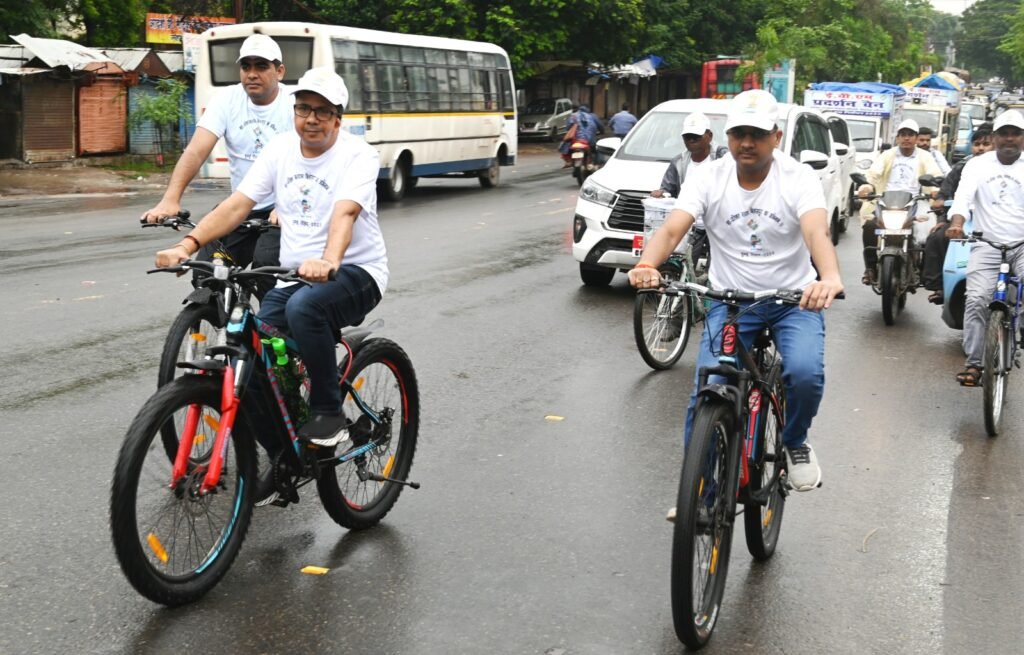 मतदाताओं को जागरूक करने शहर में निकली साइकिल रैली .. Kshiti Technologies मतदाताओं को जागरूक करने शहर में निकली साइकिल रैली .. Kshiti Technologies