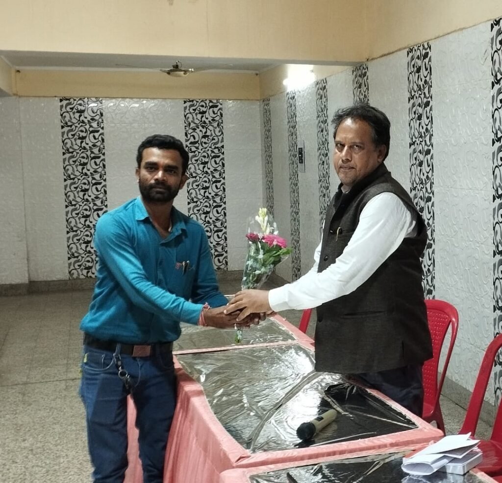 अशासकीय विद्यालय प्रबंधक कल्याण संघ बिलासपुर विभाग की जिला स्तरीय संगठनात्मक बैठक आलम भवन में संपन्न .. Kshiti Technologies अशासकीय विद्यालय प्रबंधक कल्याण संघ बिलासपुर विभाग की जिला स्तरीय संगठनात्मक बैठक आलम भवन में संपन्न .. Kshiti Technologies