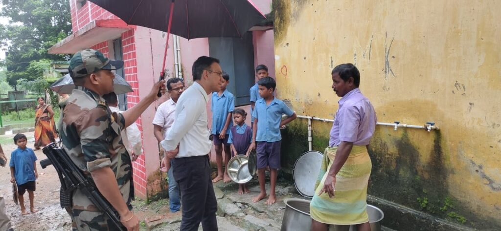 आमजनों की समस्याओं को सुनिए, निराकरण करिए और फील्ड विजिट कीजिए: कलेक्टर सौरभ कुमार .. Kshiti Technologies आमजनों की समस्याओं को सुनिए, निराकरण करिए और फील्ड विजिट कीजिए: कलेक्टर सौरभ कुमार .. Kshiti Technologies