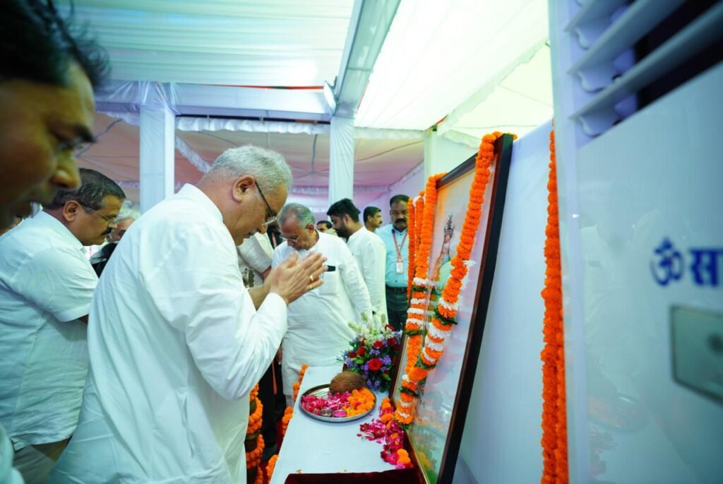 युवाओं से भेंट-मुलाकात, दुर्ग .. Kshiti Technologies युवाओं से भेंट-मुलाकात, दुर्ग .. Kshiti Technologies