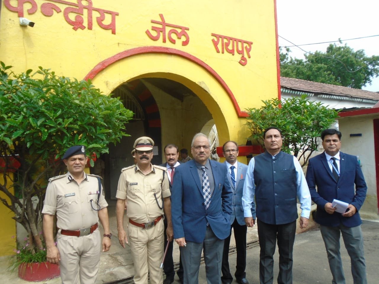 मुख्य न्यायाधीश ने सेंट्रल जेल का किया औचक निरीक्षण .. Kshiti Technologies