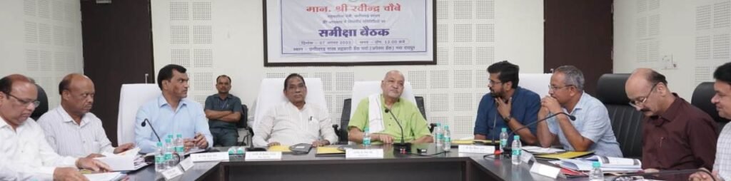 किसानों को मांग अनुरूप मिले खाद: सहकारिता मंत्री रविन्द्र चौबे .. Kshiti Technologies