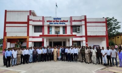 कलेक्टर डॉ. फरिहा आलम सिद्दीकी ने कलेक्टोरेट में किया ध्वजारोहण .. Kshiti Technologies