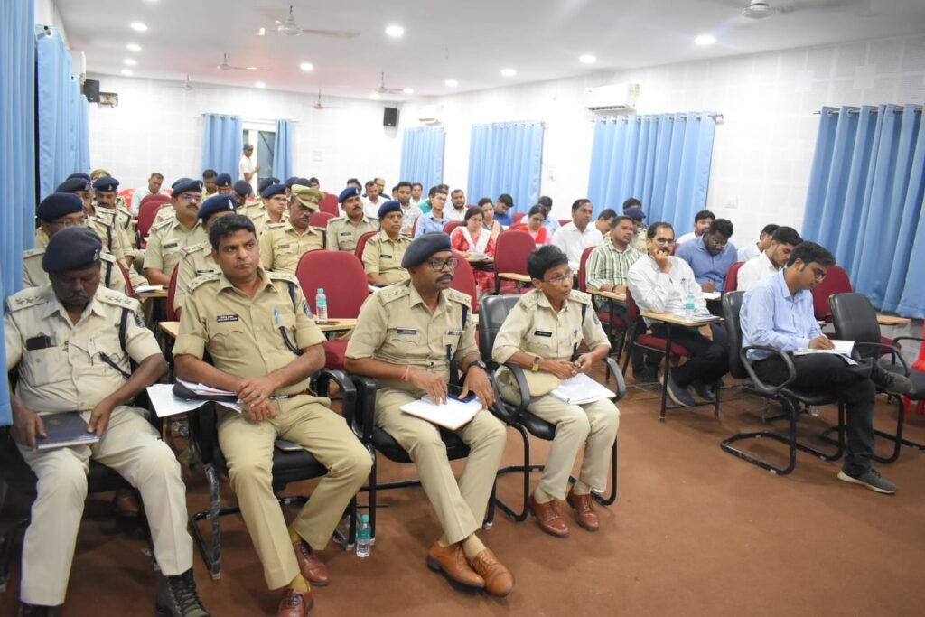 आगामी विधानसभा निर्वाचन 2023 की तैयारियों के तहत कलेक्टर एवं एसपी ने ली जिले में कानून व्यवस्था के संबंध में बैठक .. Kshiti Technologies आगामी विधानसभा निर्वाचन 2023 की तैयारियों के तहत कलेक्टर एवं एसपी ने ली जिले में कानून व्यवस्था के संबंध में बैठक .. Kshiti Technologies