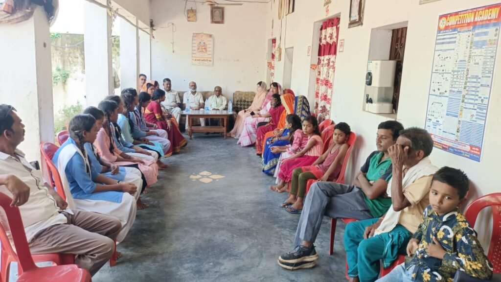 चंद्रपुर विधानसभा के ग्रामीण क्षेत्रों में संयोगिता युद्धवीर सिंह जूदेव के साथ रामकुमार एवं श्रीमती गीता का जनसंपर्क अभियान जारी .. Kshiti Technologies चंद्रपुर विधानसभा के ग्रामीण क्षेत्रों में संयोगिता युद्धवीर सिंह जूदेव के साथ रामकुमार एवं श्रीमती गीता का जनसंपर्क अभियान जारी .. Kshiti Technologies