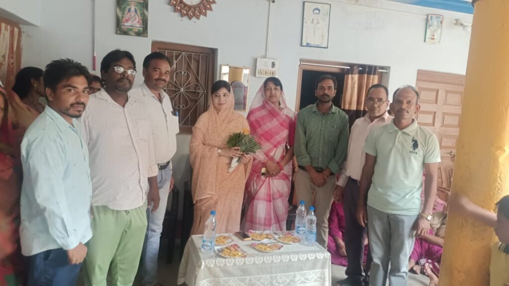 चंद्रपुर विधानसभा के ग्रामीण क्षेत्रों में संयोगिता युद्धवीर सिंह जूदेव के साथ रामकुमार एवं श्रीमती गीता का जनसंपर्क अभियान जारी .. Kshiti Technologies चंद्रपुर विधानसभा के ग्रामीण क्षेत्रों में संयोगिता युद्धवीर सिंह जूदेव के साथ रामकुमार एवं श्रीमती गीता का जनसंपर्क अभियान जारी .. Kshiti Technologies