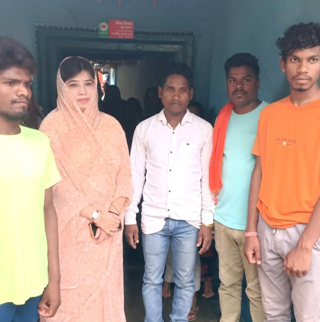 चंद्रपुर विधानसभा के ग्रामीण क्षेत्रों में संयोगिता युद्धवीर सिंह जूदेव के साथ रामकुमार एवं श्रीमती गीता का जनसंपर्क अभियान जारी .. Kshiti Technologies चंद्रपुर विधानसभा के ग्रामीण क्षेत्रों में संयोगिता युद्धवीर सिंह जूदेव के साथ रामकुमार एवं श्रीमती गीता का जनसंपर्क अभियान जारी .. Kshiti Technologies
