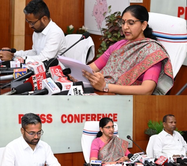 मुख्य निर्वाचन पदाधिकारी श्रीमती रीना बाबासाहेब कंगाले ने मतदाता सूची के विशेष संक्षिप्त पुनरीक्षण कार्यक्रम की दी जानकारी .. Kshiti Technologies