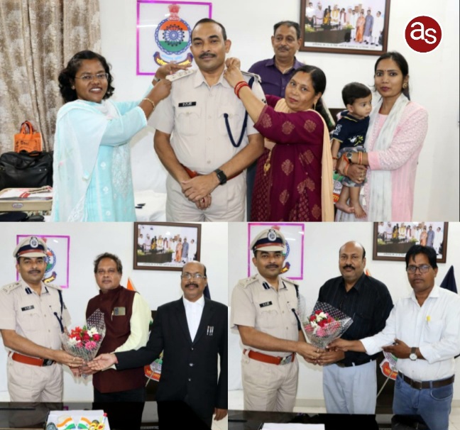 एस पी आहिरे के एस एस पी बनने पर स्टार सेरेमनी में लोगों ने दी बधाईयां .. Kshiti Technologies एस पी आहिरे के एस एस पी बनने पर स्टार सेरेमनी में लोगों ने दी बधाईयां .. Kshiti Technologies