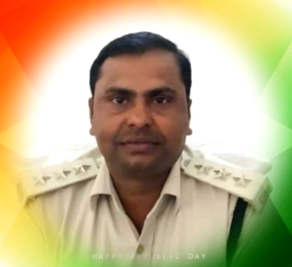 76वे स्वतंत्रता दिवस पर एसडीओपी मो तस्लीम आरिफ ने क्षेत्रवासियों को दी बधाई एवं शुभकामनाएं .. Kshiti Technologies 76वे स्वतंत्रता दिवस पर एसडीओपी मो तस्लीम आरिफ ने क्षेत्रवासियों को दी बधाई एवं शुभकामनाएं .. Kshiti Technologies