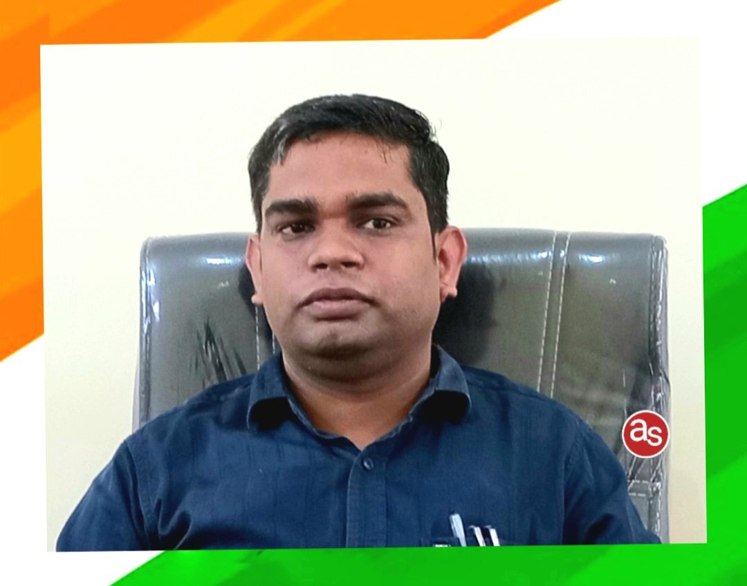 सक्ती एसडीएम पंकज दाहिरे ने स्वतंत्रता दिवस पर क्षेत्रवासियों को बधाई और शुभकामनाएं दीं .. Kshiti Technologies