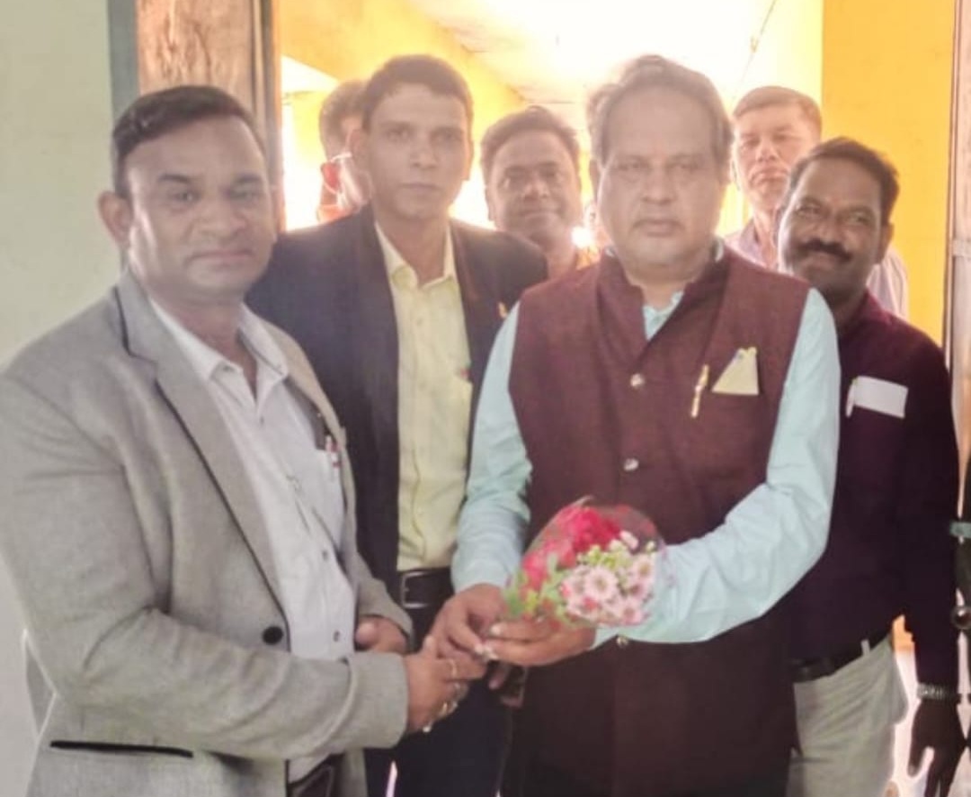 छत्तीसगढ़ राज्य अशासकीय विद्यालय प्रबंधक कल्याण संघ ने ऋषभतीर्थ में शिक्षक प्रशिक्षण कार्यशाला के साथ वन भ्रमण व सहभोज का लिया आनंद .. Kshiti Technologies छत्तीसगढ़ राज्य अशासकीय विद्यालय प्रबंधक कल्याण संघ ने ऋषभतीर्थ में शिक्षक प्रशिक्षण कार्यशाला के साथ वन भ्रमण व सहभोज का लिया आनंद .. Kshiti Technologies