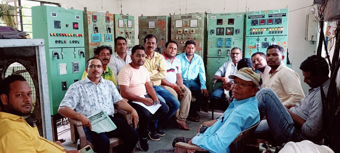 अखिल भारतीय विद्युत मजदूर संघ के राष्ट्रीय मांगों एवं छत्तीसगढ़ बिजली कर्मचारी महासंघ के प्रदेश स्तरीय मांगों के संबंध में जन जागरण अभियान चलाकर नियमित एवं ठेका श्रमिकों को किया जागरूक .. Kshiti Technologies अखिल भारतीय विद्युत मजदूर संघ के राष्ट्रीय मांगों एवं छत्तीसगढ़ बिजली कर्मचारी महासंघ के प्रदेश स्तरीय मांगों के संबंध में जन जागरण अभियान चलाकर नियमित एवं ठेका श्रमिकों को किया जागरूक .. Kshiti Technologies