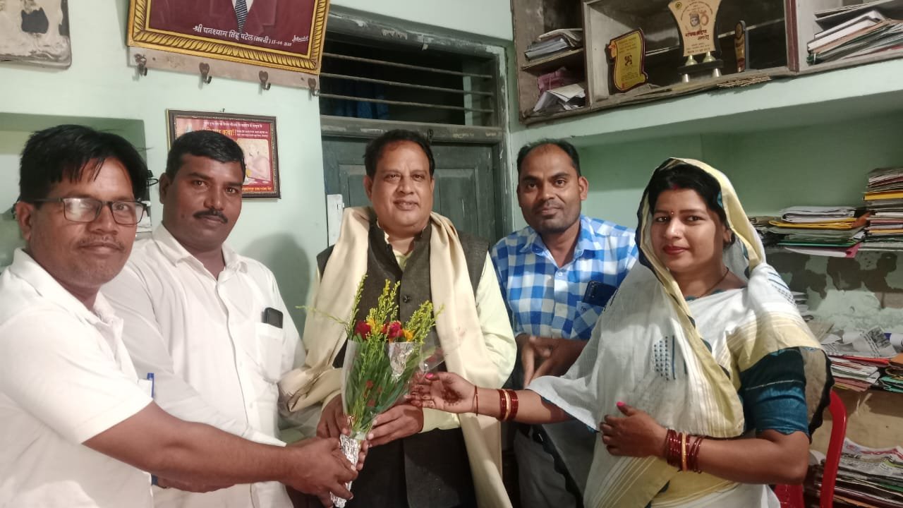 प्रगतिशील छत्तीसगढ़ सतनामी समाज के पदाधिकारियों ने हाईकोर्ट अधिवक्ता चितरंजय पटेल को दी जन्मदिन की बधाई .. Kshiti Technologies प्रगतिशील छत्तीसगढ़ सतनामी समाज के पदाधिकारियों ने हाईकोर्ट अधिवक्ता चितरंजय पटेल को दी जन्मदिन की बधाई .. Kshiti Technologies