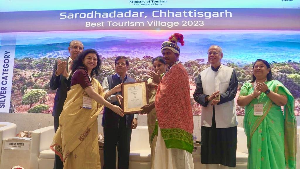 ग्रामीण पर्यटन के क्षेत्र में छत्तीसगढ़ को मिली उत्कृष्ट कामयाबी .. Kshiti Technologies ग्रामीण पर्यटन के क्षेत्र में छत्तीसगढ़ को मिली उत्कृष्ट कामयाबी .. Kshiti Technologies