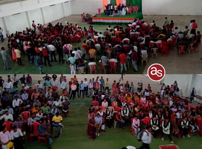 600 के करीब रोजगार पंजीयन एवं नवीनीकरण प्रमाण पत्र का हुआ वितरण : शेष का वितरण नगरपालिका के रोशन यादव करेंगे .. Kshiti Technologies