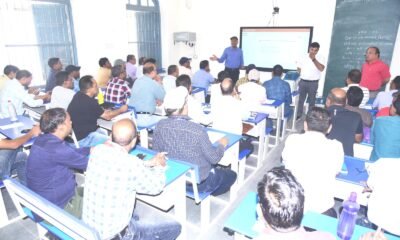 मतदान केंद्र में चुनाव प्रक्रिया पर पैनी निगाह रखेंगे माइक्रो ऑब्जर्वर .. Kshiti Technologies