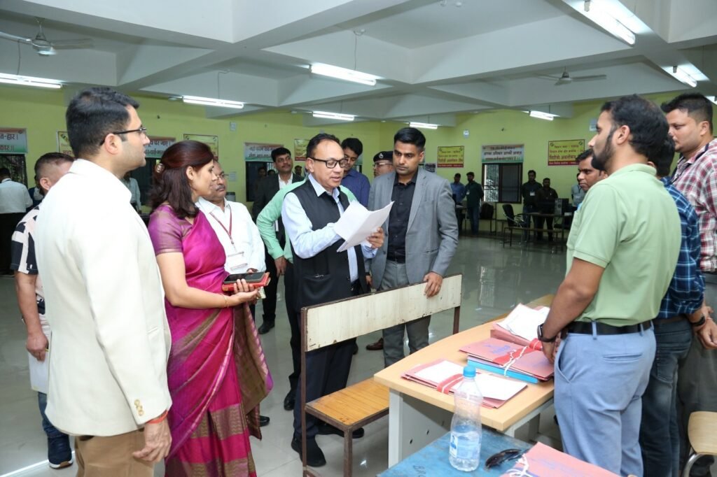 विधानसभा आम निर्वाचन-2023 - चारों विधान सभाओं के लिए नियुक्त जनरल ऑब्जर्वर पहुंचे रायगढ़ .. Kshiti Technologies विधानसभा आम निर्वाचन-2023 - चारों विधान सभाओं के लिए नियुक्त जनरल ऑब्जर्वर पहुंचे रायगढ़ .. Kshiti Technologies