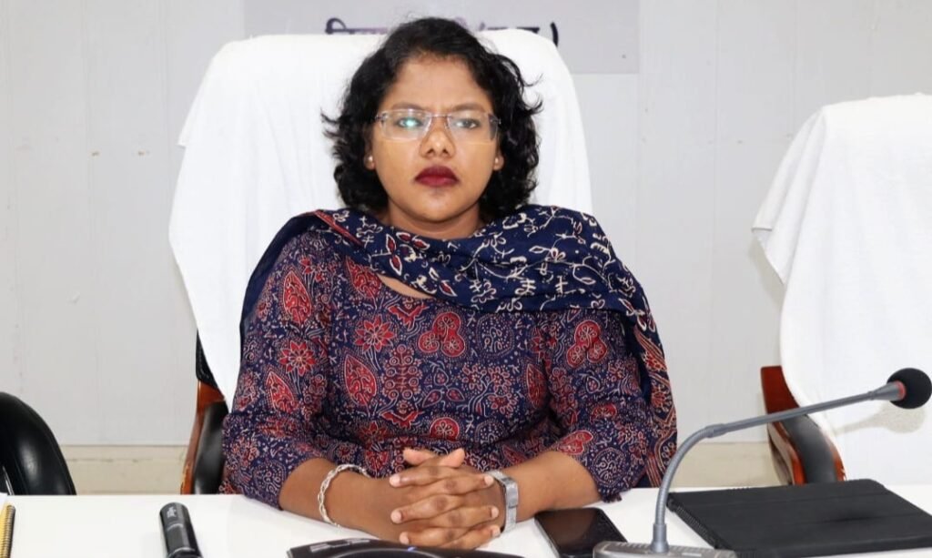 विधानसभा निर्वाचन - 2023 - ई.व्ही.एम एवं वीवीपैट मशीनों की कमीशनिंग कार्य का दिया गया प्रशिक्षण .. Kshiti Technologies विधानसभा निर्वाचन - 2023 - ई.व्ही.एम एवं वीवीपैट मशीनों की कमीशनिंग कार्य का दिया गया प्रशिक्षण .. Kshiti Technologies
