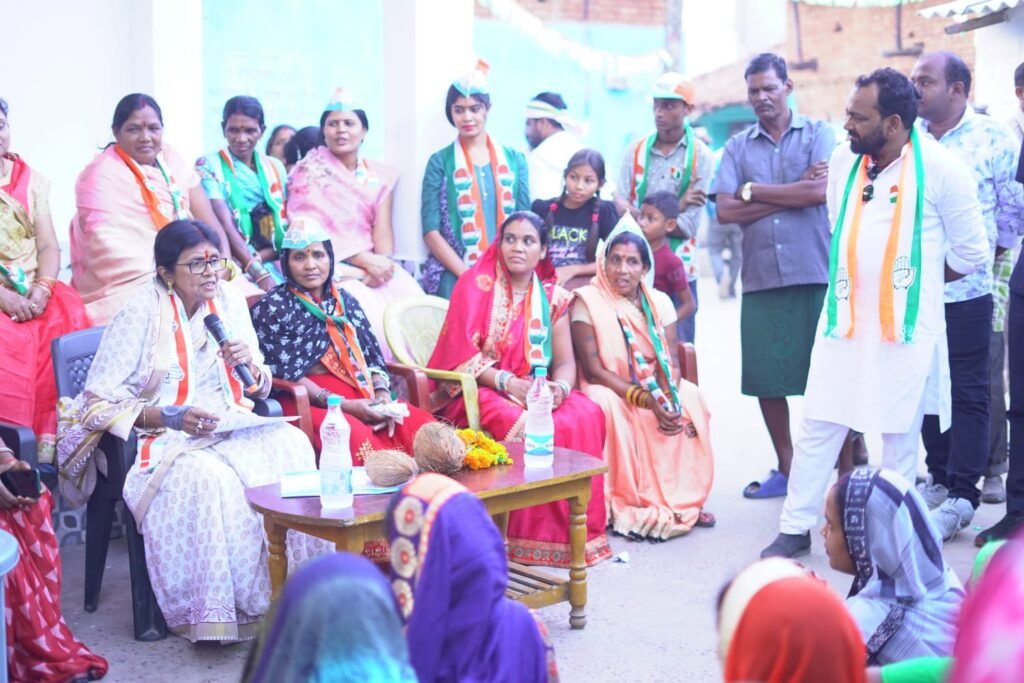 फिर से सरकार बनी तो दोहरा विकास देखने को मिलेगा : डॉ. चरणदास महंत .. Kshiti Technologies फिर से सरकार बनी तो दोहरा विकास देखने को मिलेगा : डॉ. चरणदास महंत .. Kshiti Technologies