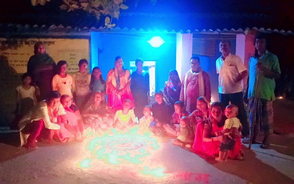 एक 🪔 दीया मातृशक्तियों द्वारा शहीदों के नाम पर भी किया प्रज्जवलित .. Kshiti Technologies एक 🪔 दीया मातृशक्तियों द्वारा शहीदों के नाम पर भी किया प्रज्जवलित .. Kshiti Technologies