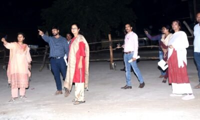 कलेक्टर डॉ फरिहा आलम सिद्दीकी ने मतदान सामग्री वितरण व्यवस्था का लिया जायजा .. Kshiti Technologies