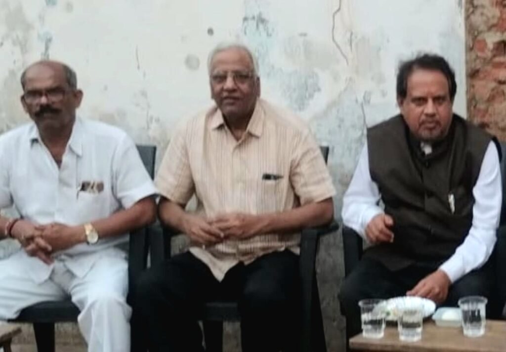 सरस्वती शिशु मंदिर सक्ती में आंवला नवमी पर आंवला पूजन और सामूहिक स्वल्पाहार आयोजित .. Kshiti Technologies सरस्वती शिशु मंदिर सक्ती में आंवला नवमी पर आंवला पूजन और सामूहिक स्वल्पाहार आयोजित .. Kshiti Technologies