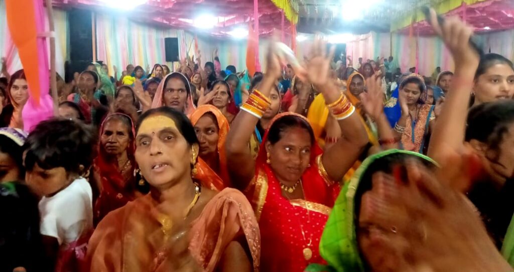 जिसके अंदर का दानव जीत गया उसका जीवन दु:खी, परेशान और कष्ट कठिनाइयों से भरा होगा - दीपक कृष्ण महराज .. Kshiti Technologies जिसके अंदर का दानव जीत गया उसका जीवन दु:खी, परेशान और कष्ट कठिनाइयों से भरा होगा - दीपक कृष्ण महराज .. Kshiti Technologies