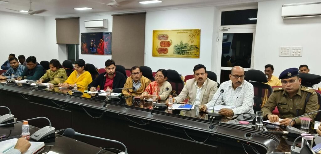 मतगणना की तैयारियों को लेकर कलेक्टर श्री गोयल ने ली बैठक .. Kshiti Technologies मतगणना की तैयारियों को लेकर कलेक्टर श्री गोयल ने ली बैठक .. Kshiti Technologies