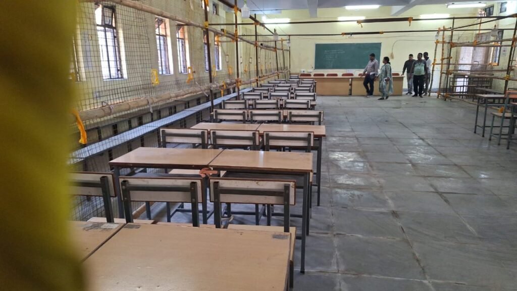 कैसी होगी मतगणना ? राजनीतिक दलों के प्रत्याशियों और संलग्न कर्मचारियों ने जानी व्यवस्था .. Kshiti Technologies कैसी होगी मतगणना ? राजनीतिक दलों के प्रत्याशियों और संलग्न कर्मचारियों ने जानी व्यवस्था .. Kshiti Technologies