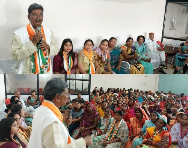 सक्ती विधानसभा के कांग्रेस प्रत्याशी डॉ चरणदास महंत ने महिला समूह के साथ की बैठक .. Kshiti Technologies सक्ती विधानसभा के कांग्रेस प्रत्याशी डॉ चरणदास महंत ने महिला समूह के साथ की बैठक .. Kshiti Technologies