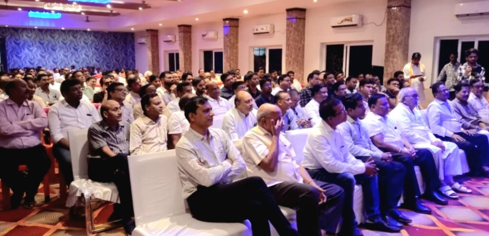 नगर के हृदय स्थल हटरी धर्मशाला में शरद पूर्णिमा महोत्सव का आयोजन हुआ संपन्न .. Kshiti Technologies नगर के हृदय स्थल हटरी धर्मशाला में शरद पूर्णिमा महोत्सव का आयोजन हुआ संपन्न .. Kshiti Technologies