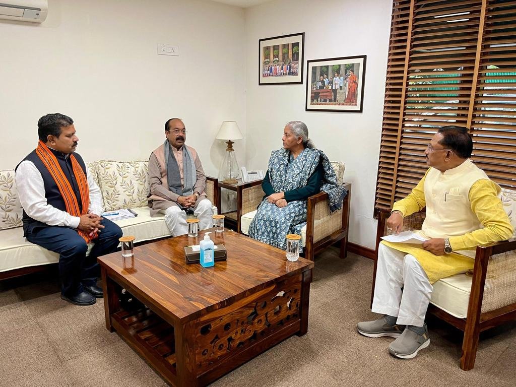 डबल इंजन की सरकार होने से छत्तीसगढ़ के विकास में आयेगी तेजी: मुख्यमंत्री विष्णुदेव साय .. Kshiti Technologies डबल इंजन की सरकार होने से छत्तीसगढ़ के विकास में आयेगी तेजी: मुख्यमंत्री विष्णुदेव साय .. Kshiti Technologies