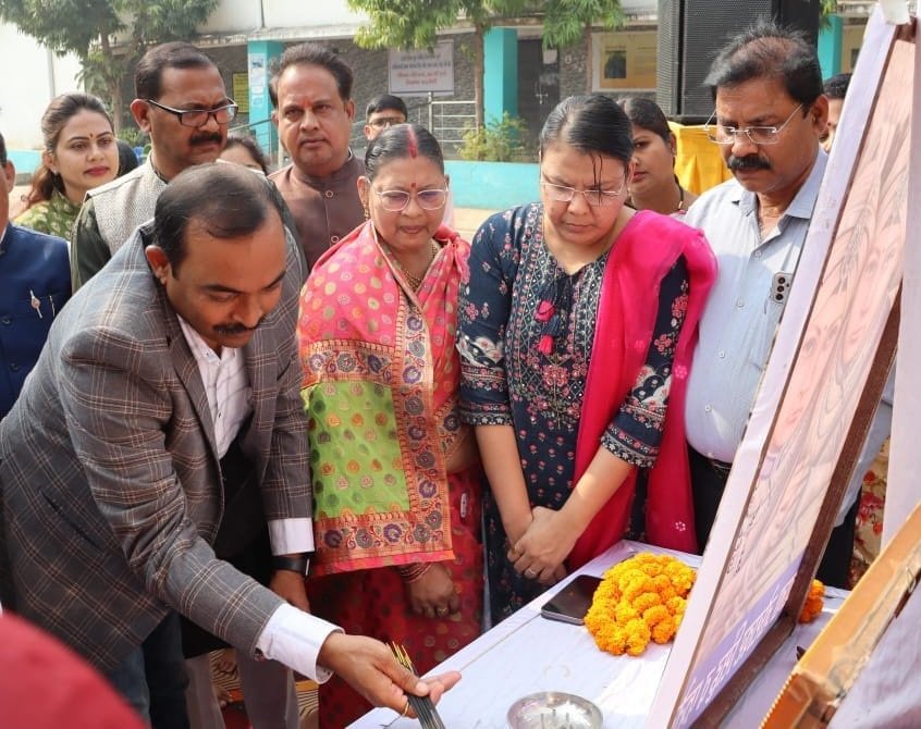 स्वामी आत्मानंद विद्यालय में मनाया गया शहीद वीर बाल दिवस .. Kshiti Technologies स्वामी आत्मानंद विद्यालय में मनाया गया शहीद वीर बाल दिवस .. Kshiti Technologies